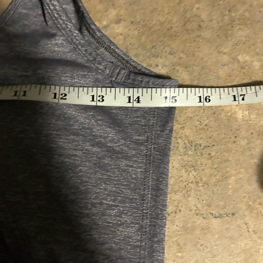 Lululemon Shirt - gray heather “Back at it Tank” - Picture 7 of 8